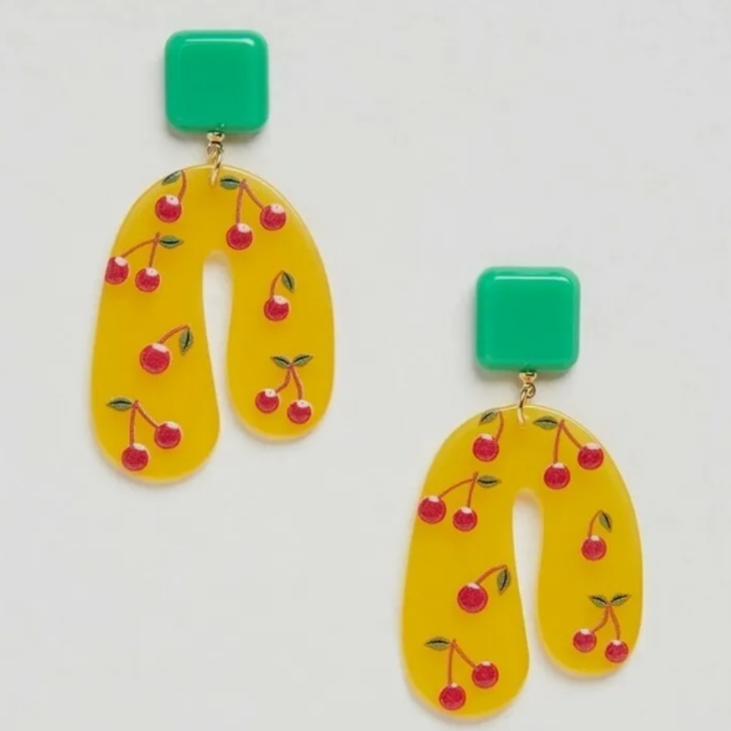 Nwt Modcloth Cherries Abstract Acrylic Earrings Fruit Rockabilly Kawaii 18$